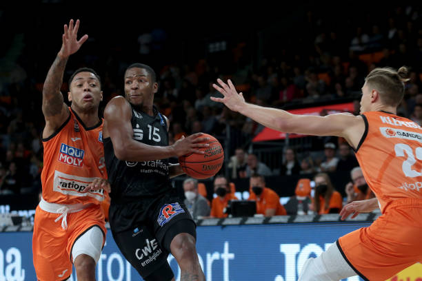 娜这样的年 娜这样的年