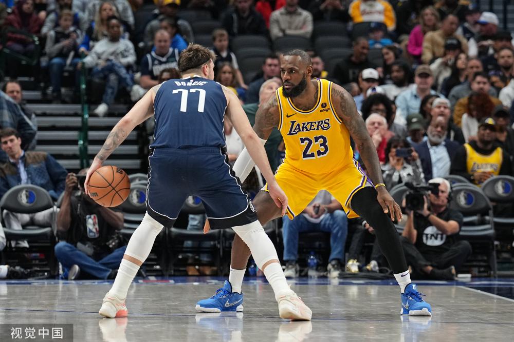 板凳球员的 板凳球员的