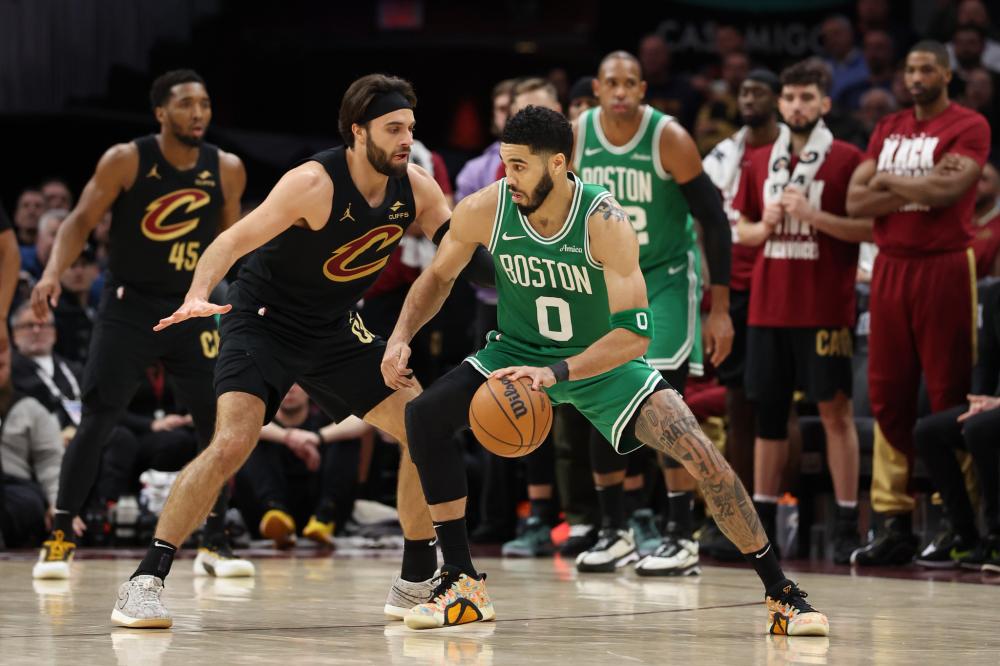 他在距比赛 他在距比赛