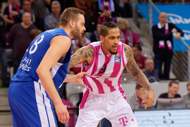 不断超越自 不断超越自