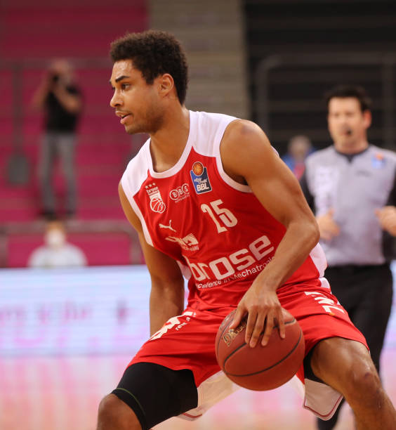 比的言论背 比的言论背